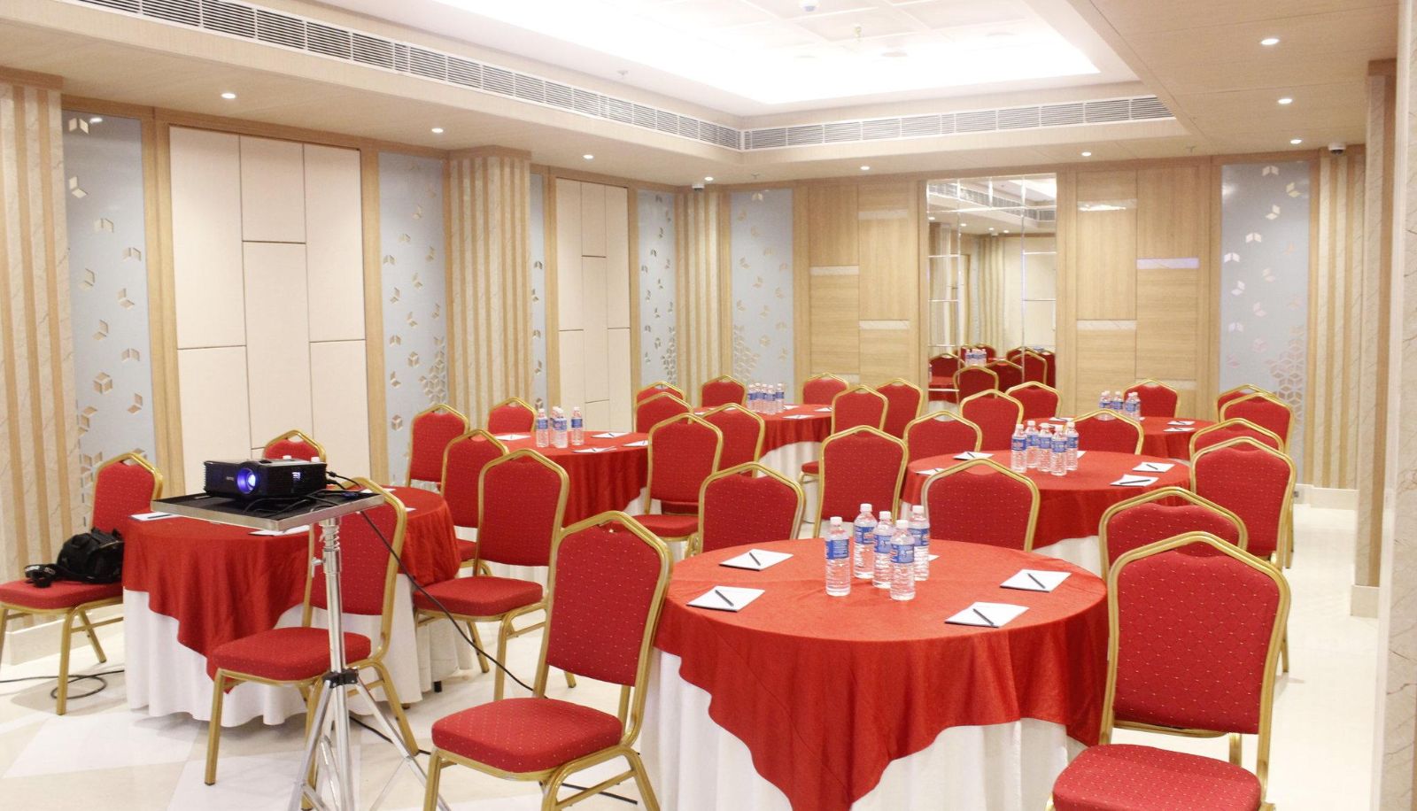 Salle de conférence - Hotel Swati Deluxe