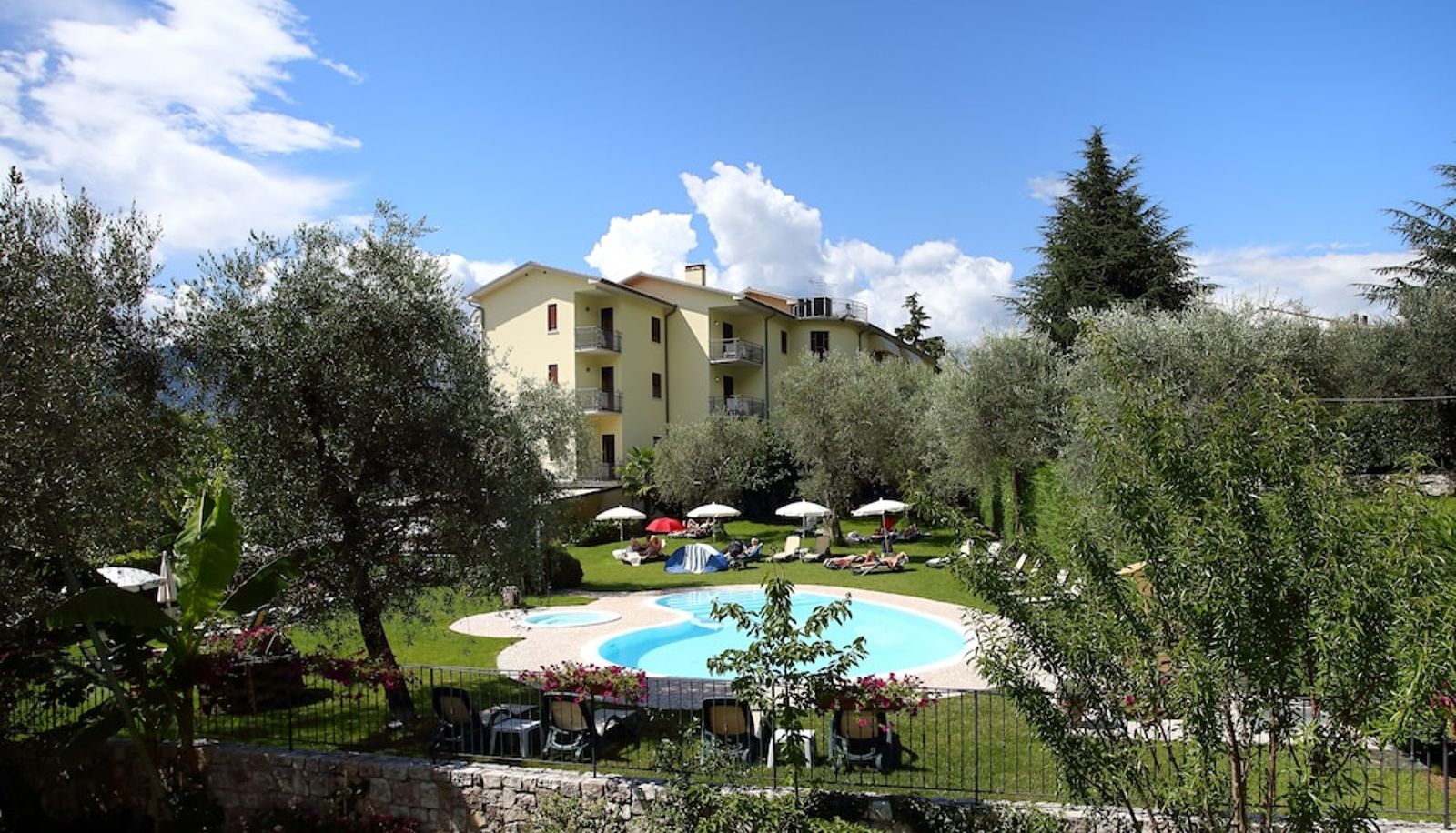Pool - Eco Hotel Benacus
