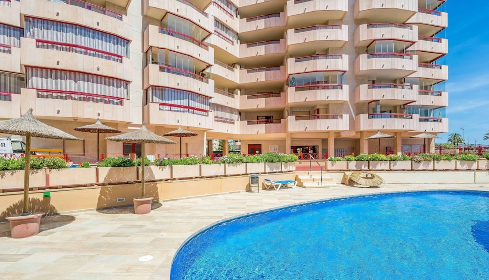 Pool - Apartamentos Amatista