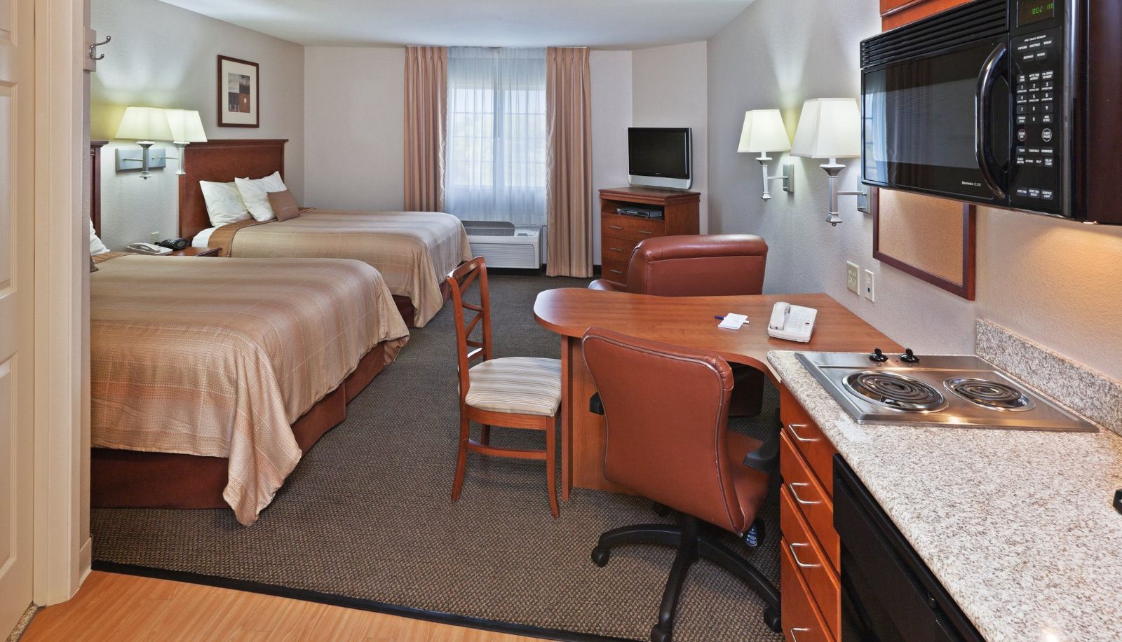 Zimmer - Candlewood Suites WICHITA FALLS @ MAURINE ST. by IHG