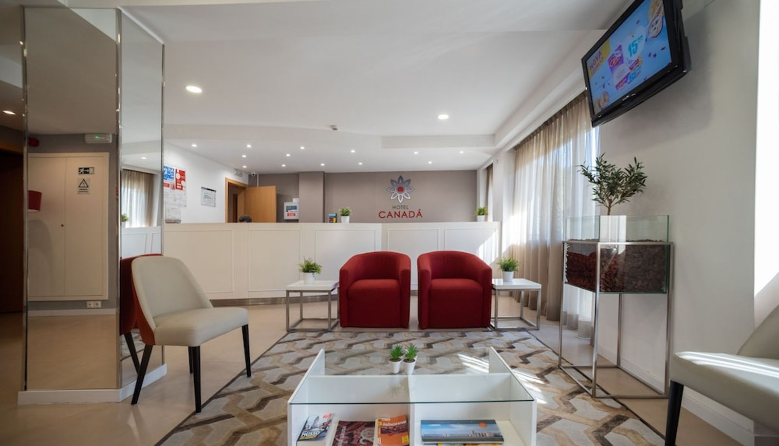 Recepcja - Hotel Canada