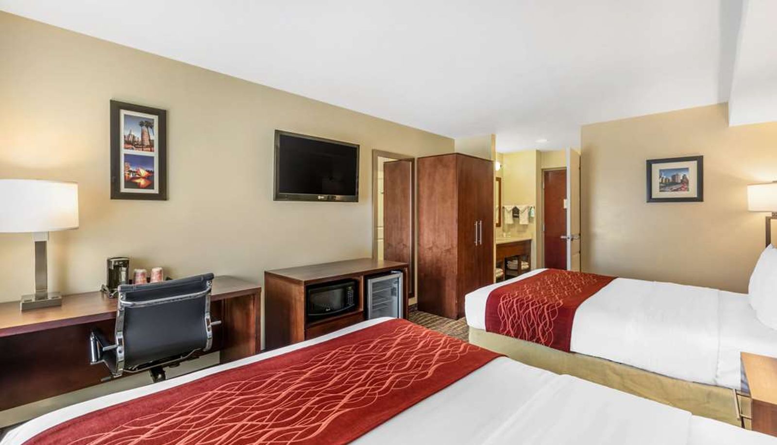 Camera - Comfort Inn Monterey Park - Los Angeles
