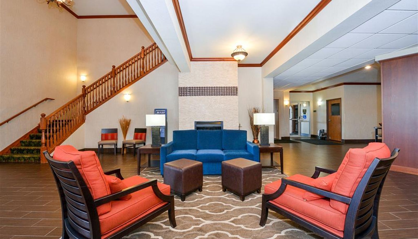 Hall - Comfort Inn & Suites Madison North
