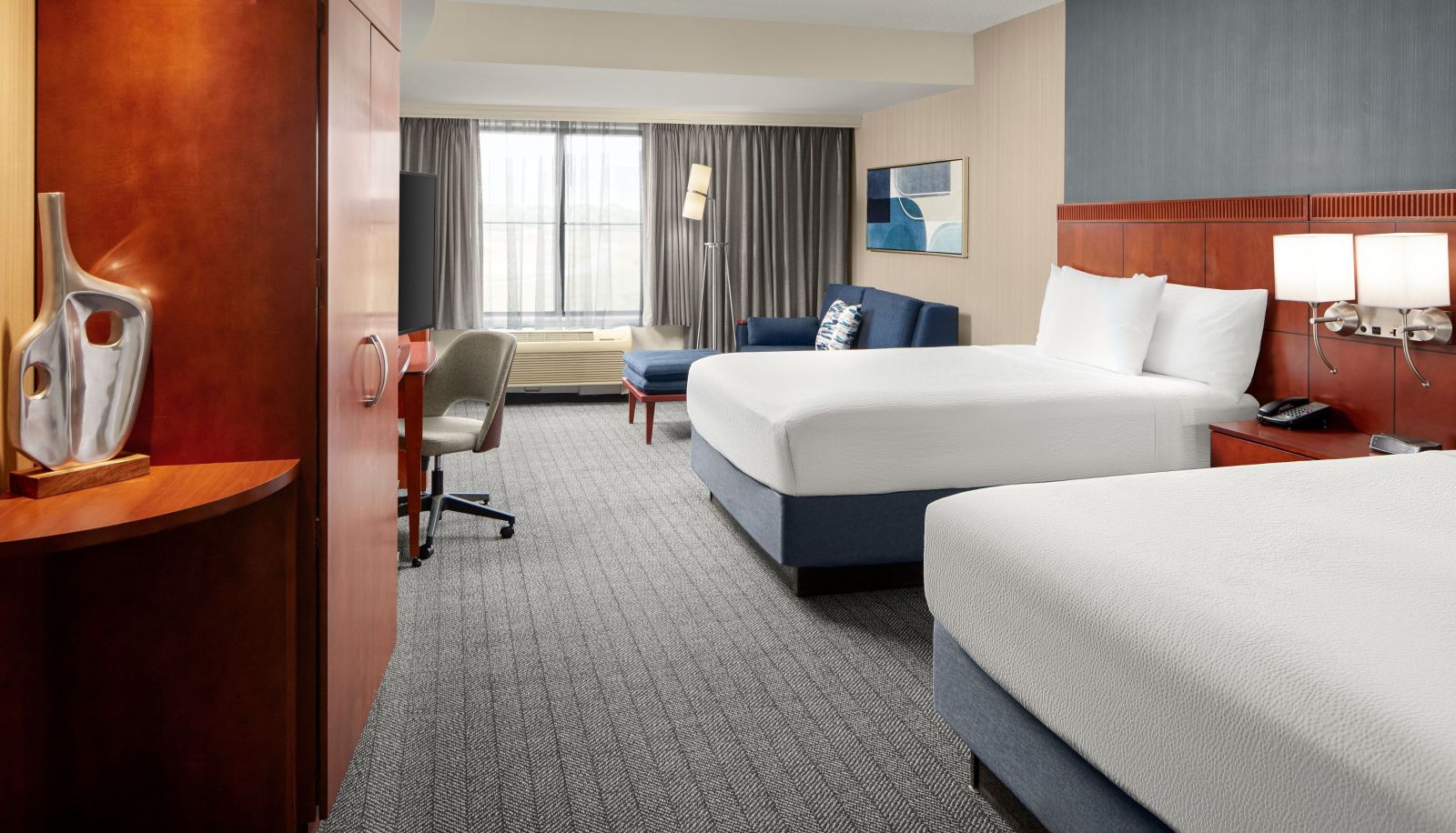 Camera - Courtyard by Marriott Winchester Medical Center