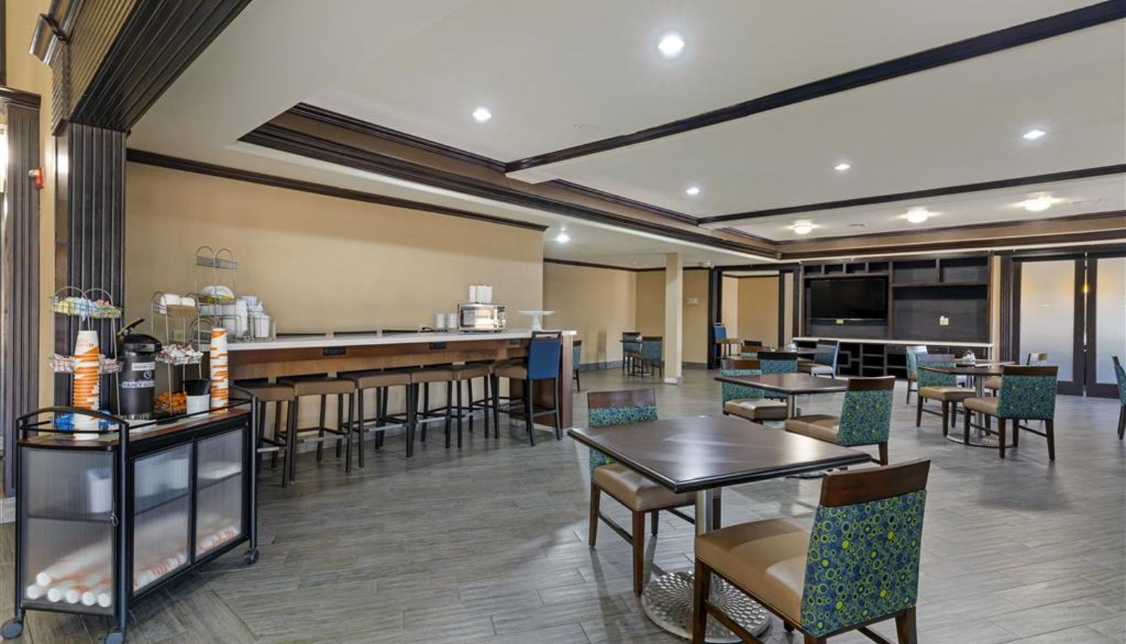 Restaurant - Comfort Suites Gainesville