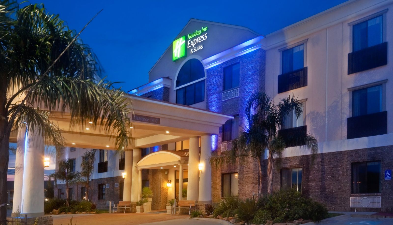 Información - Holiday Inn Express & Suites FAIRFIELD-NORTH by IHG