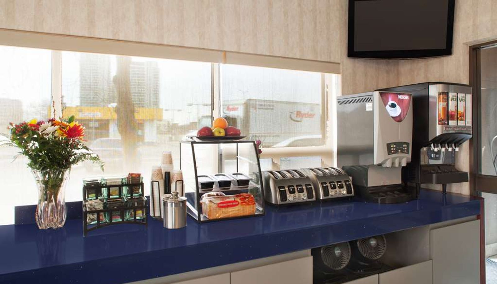 Vista interior - Canadas Best Value Inn Toronto
