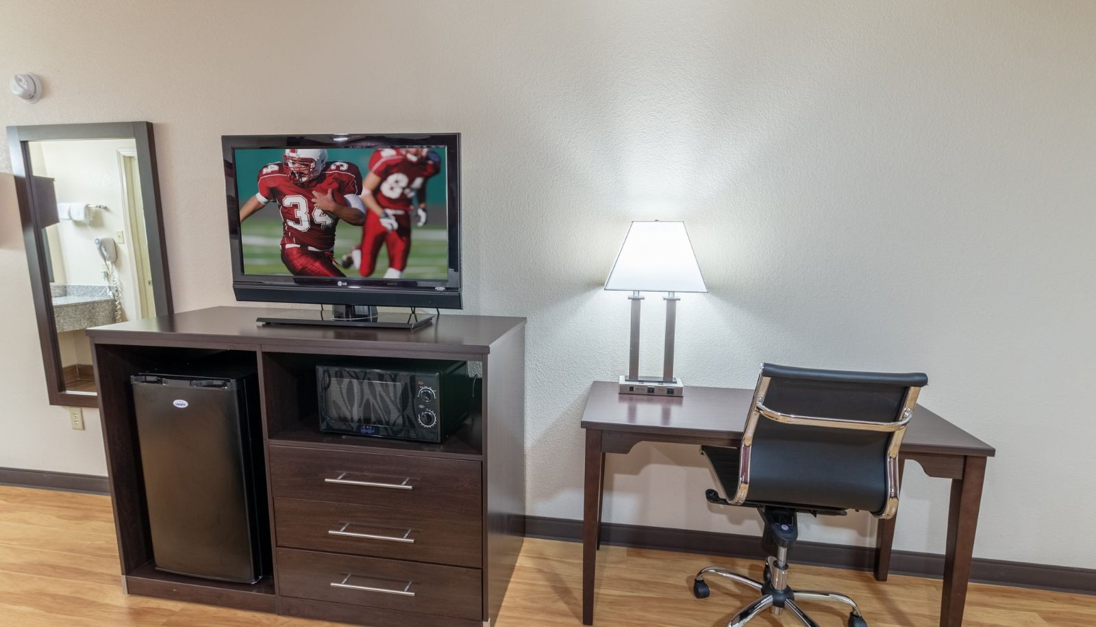 Zimmer - TX Red Roof Inn Buffalo