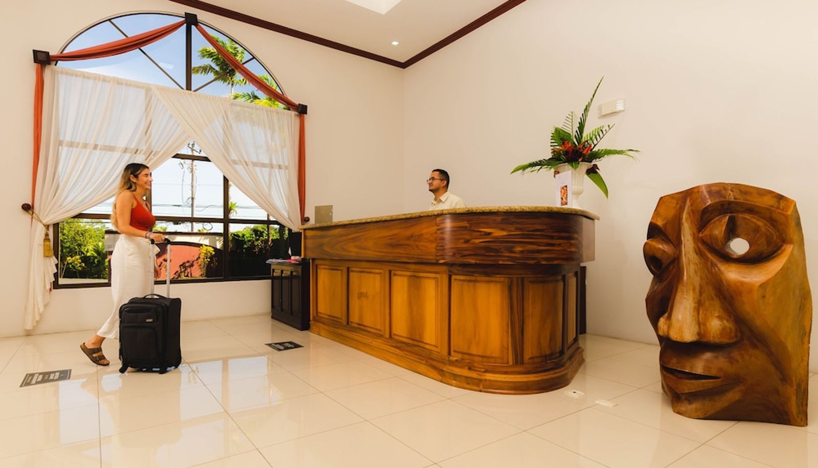 Reception - Hotel Magic Mountain SPA & Conference center