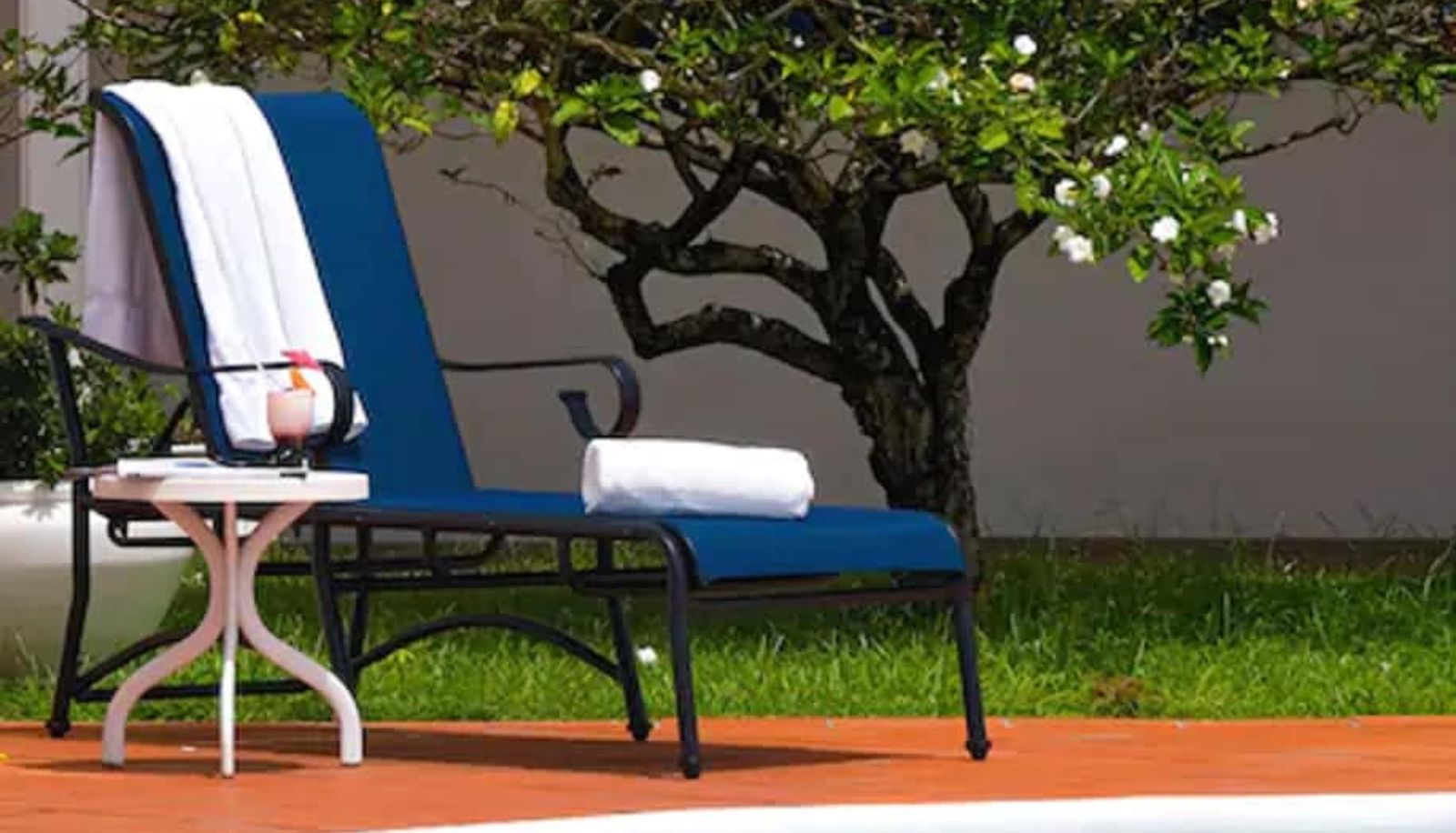 Pool - Auberge Seraphine