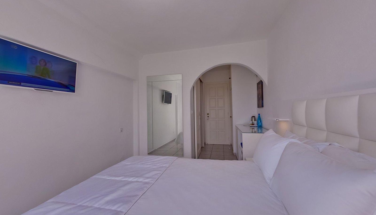 Kamer - Elysium Hotel - Caters to Gay