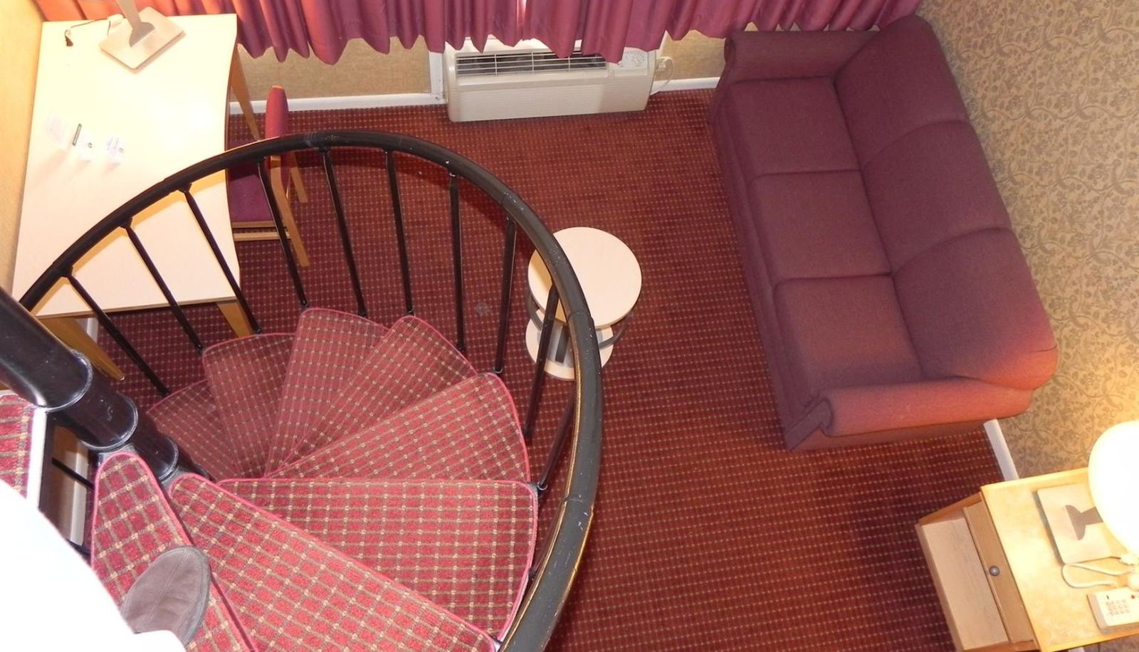 Zimmer - Admiralty Inn & Suites - a Red Collection Hotel