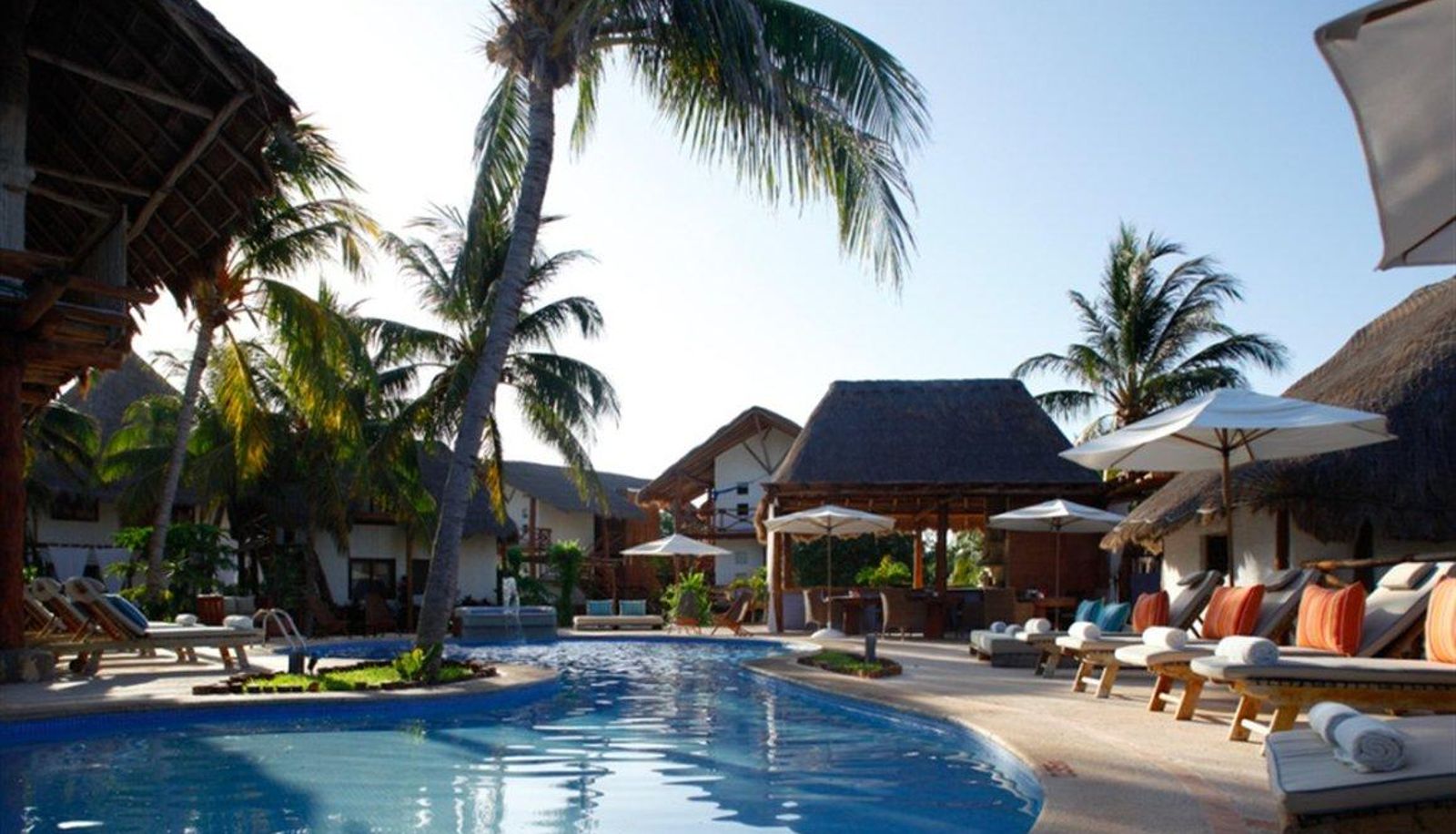 Piscina - CasaSandra Boutique Hotel