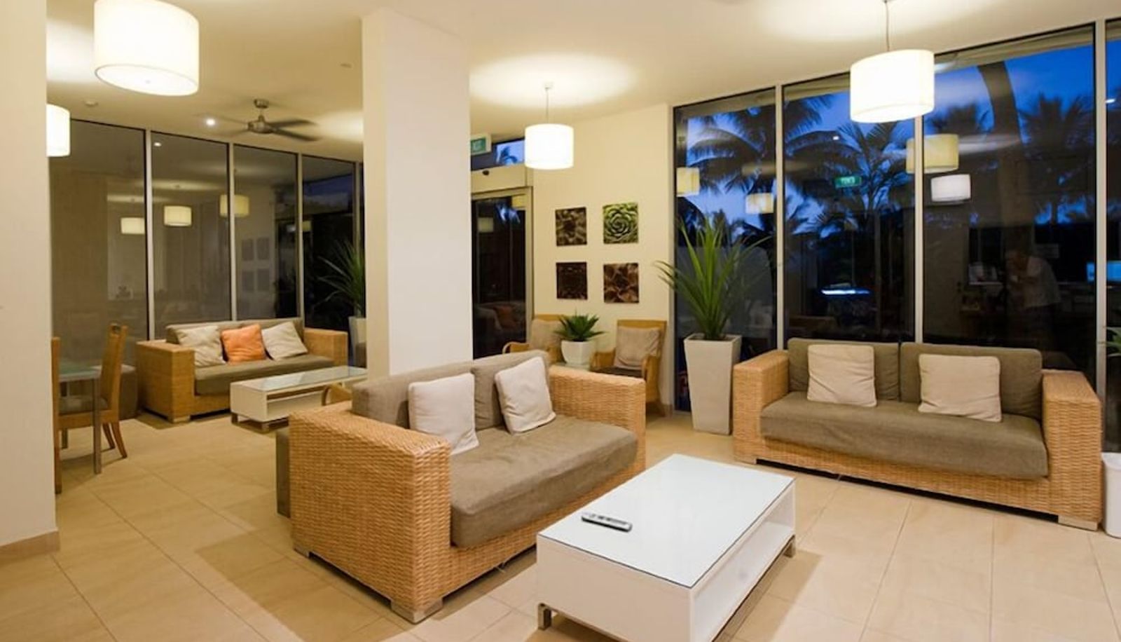 Lobby - Whitsunday Apartments