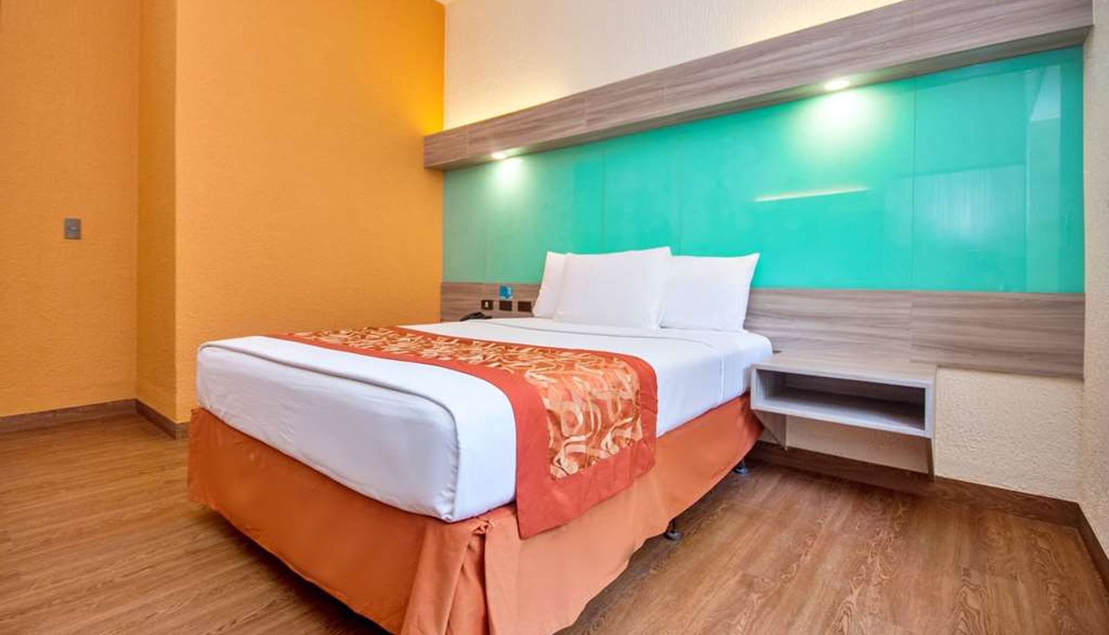 Kamer - Microtel by Wyndham Boracay