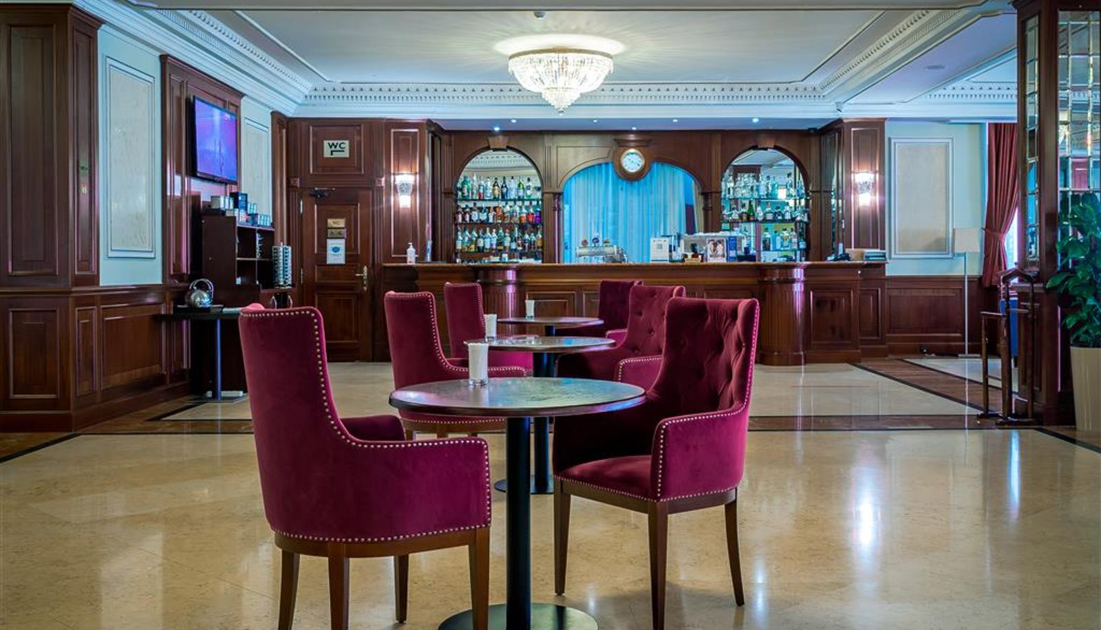 Hall - Radisson Hotel Astana