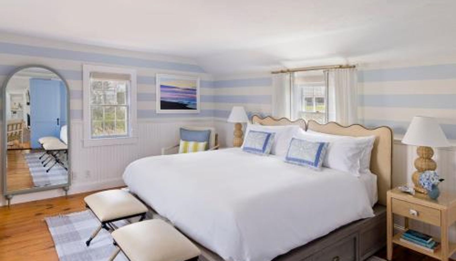 Room - White Elephant Hotel