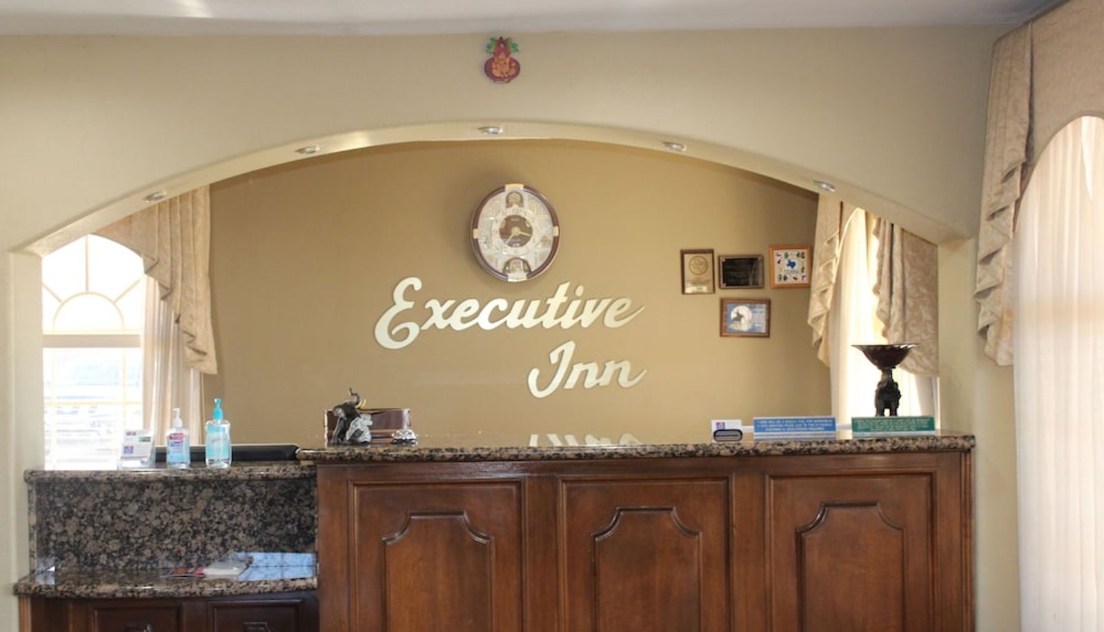 Reception - Cotulla Executive Inn