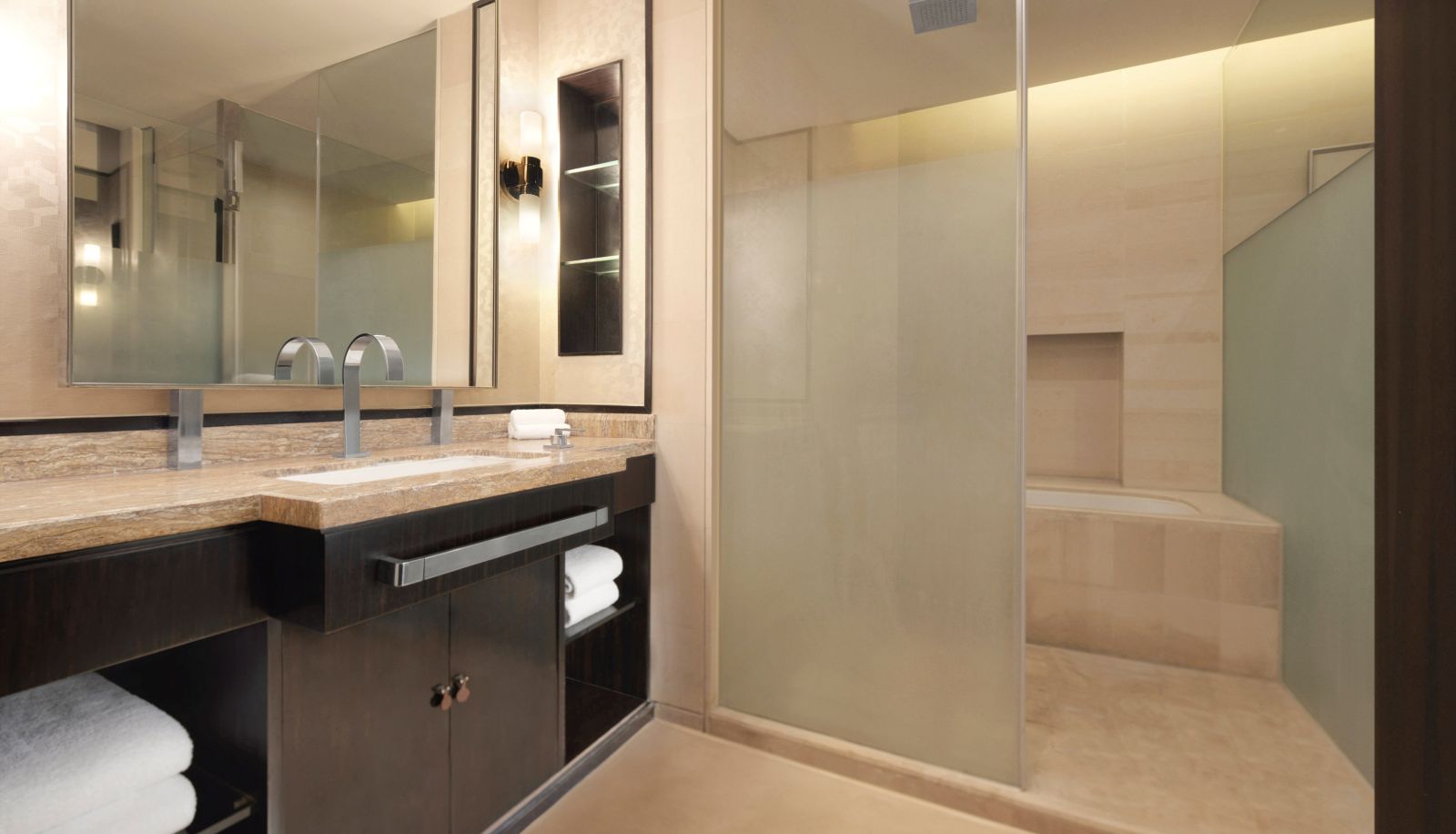 Zimmer - Sheraton Grand Shanghai Pudong Hotel and Residences