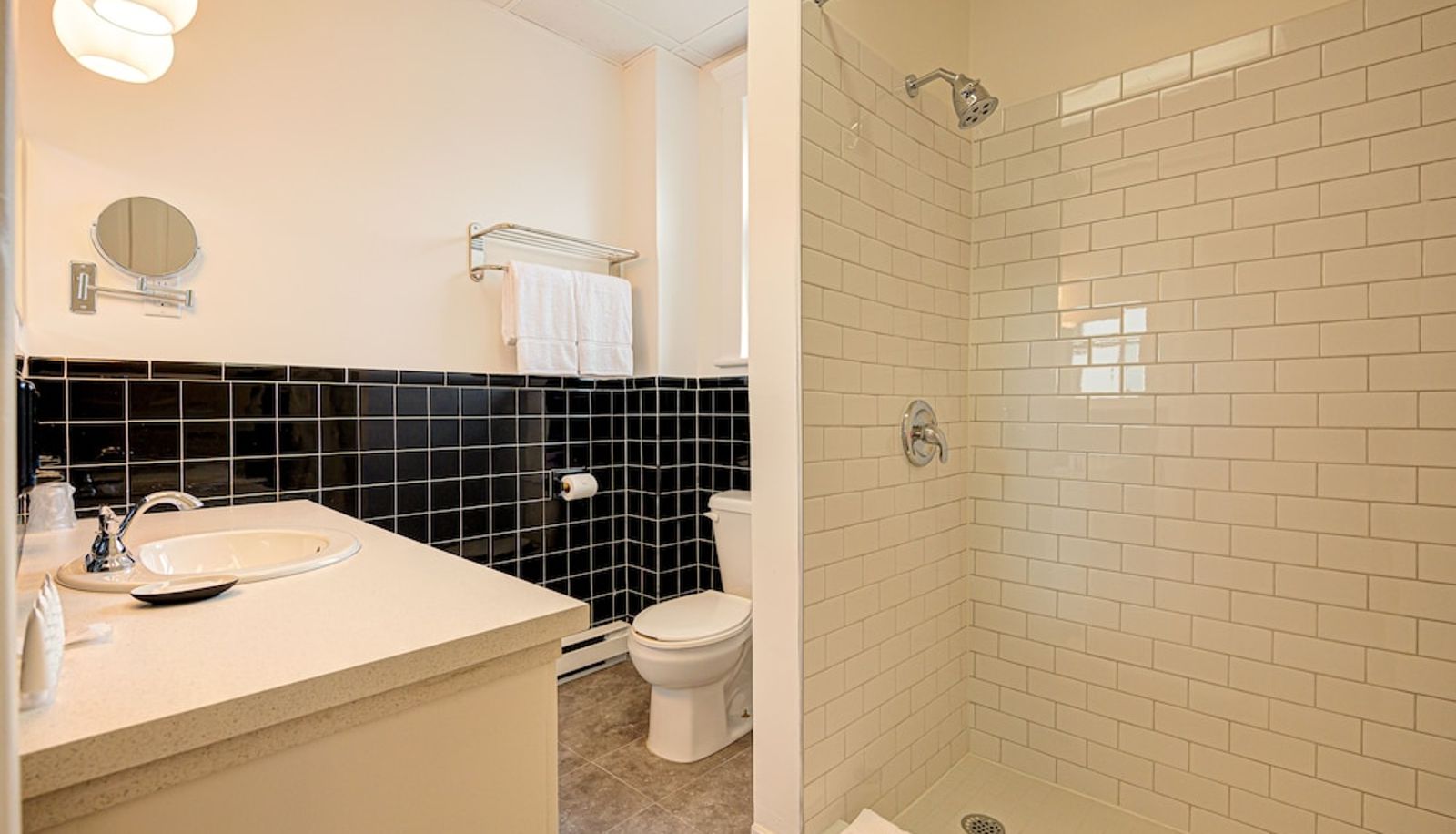 Suite - The Windsor Hotel by Hoco Hotels Collection