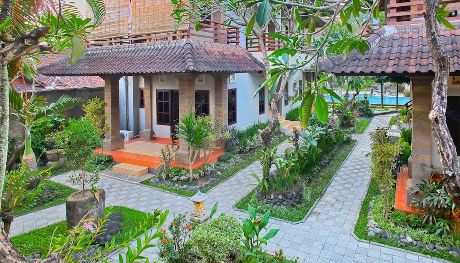 Garden - Puri Sading Hotel