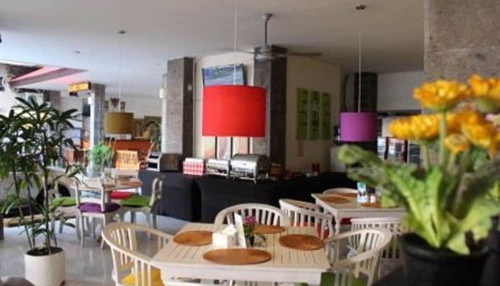 Restaurant - Hotel Karthi