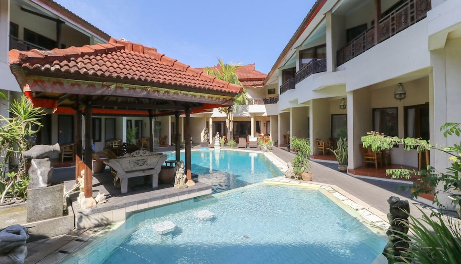 Basen - Hotel The Flora Kuta Bali