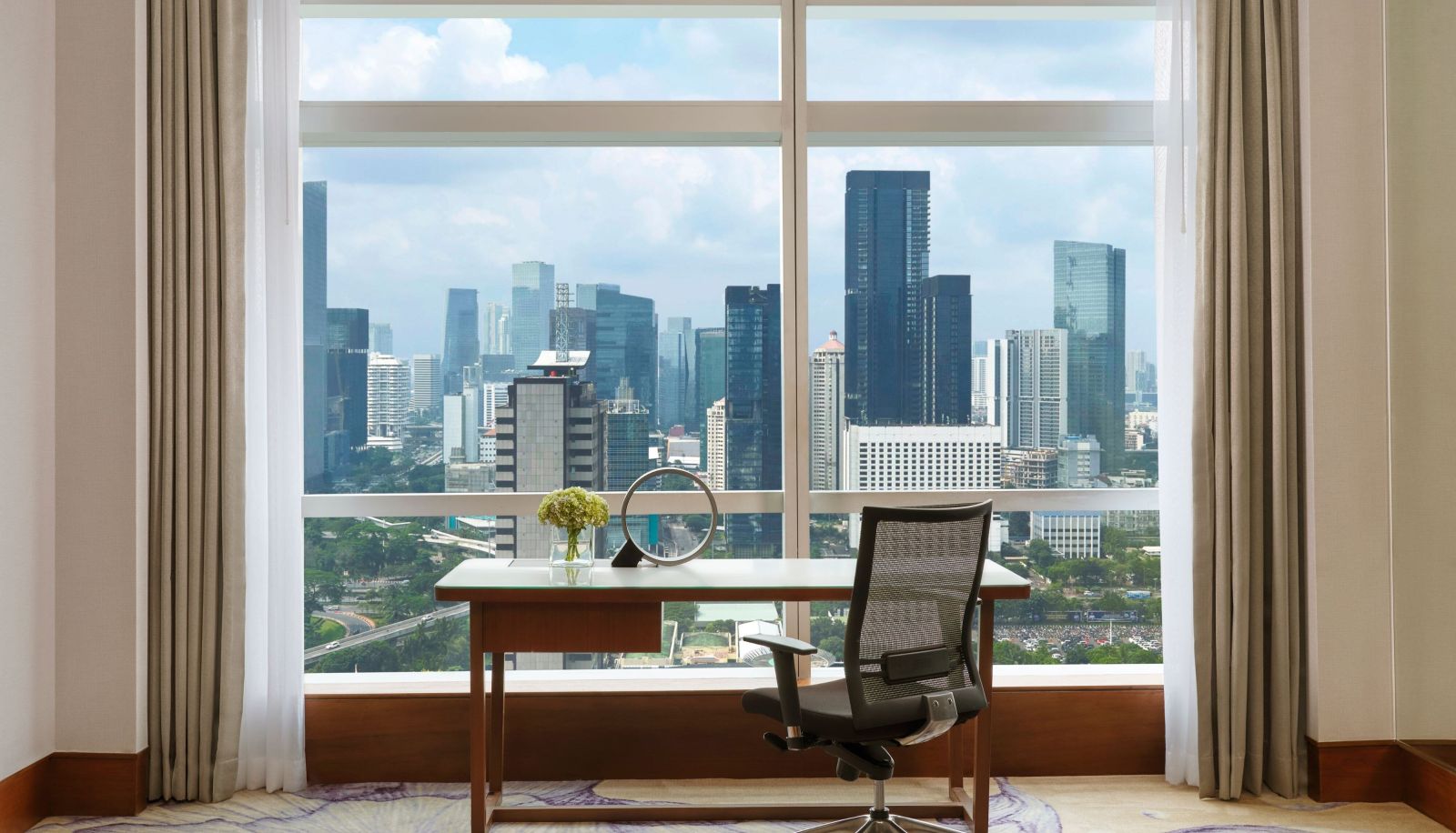 Zimmer - The Ritz-Carlton Jakarta Pacific Place