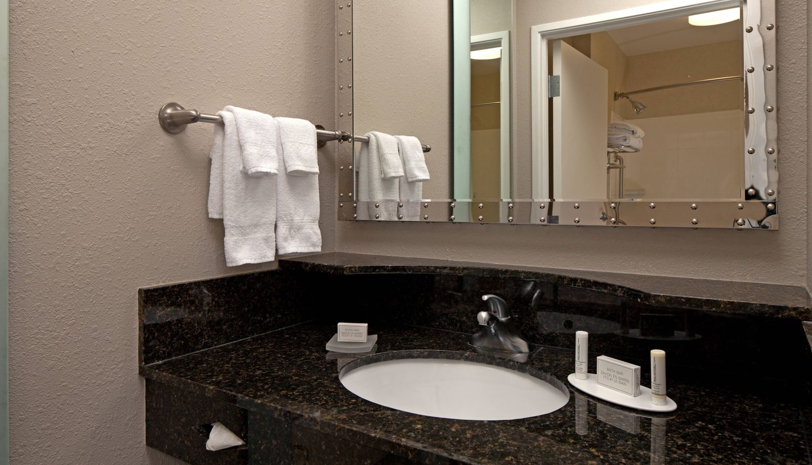 Pokój - SpringHill Suites by Marriott Baltimore Downtown Inner Harbor