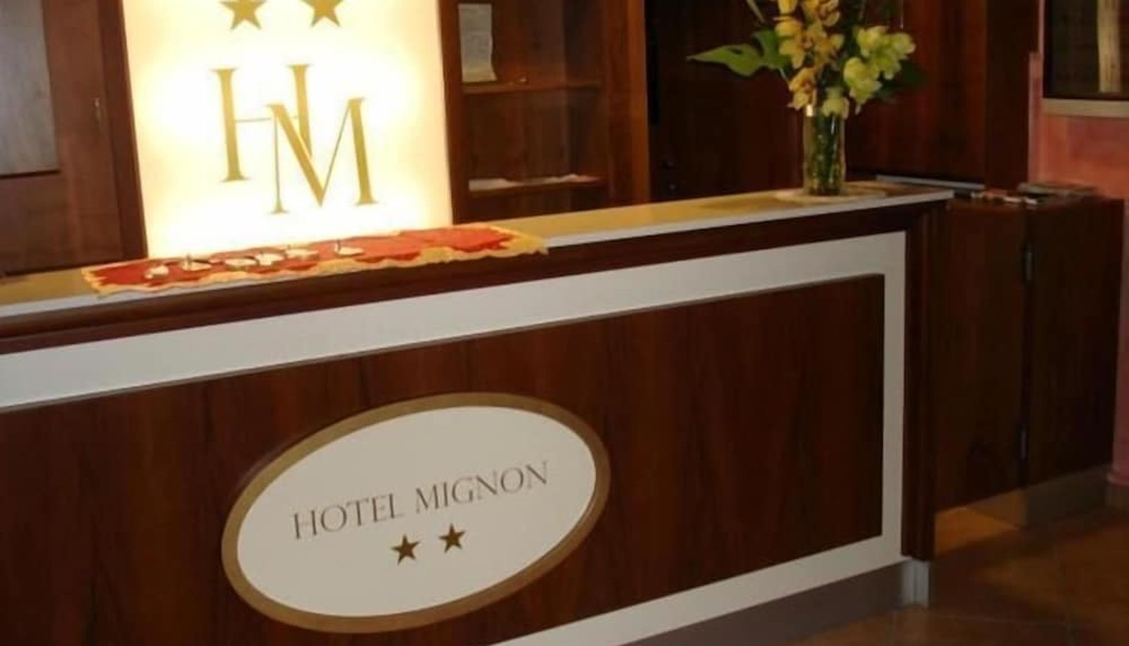 Hal - Hotel Mignon