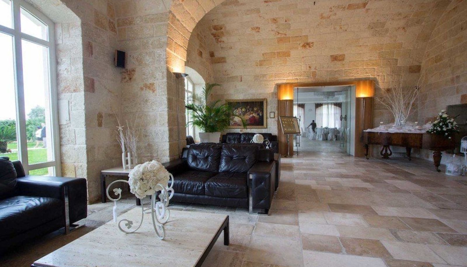 Hall - San Tommaso