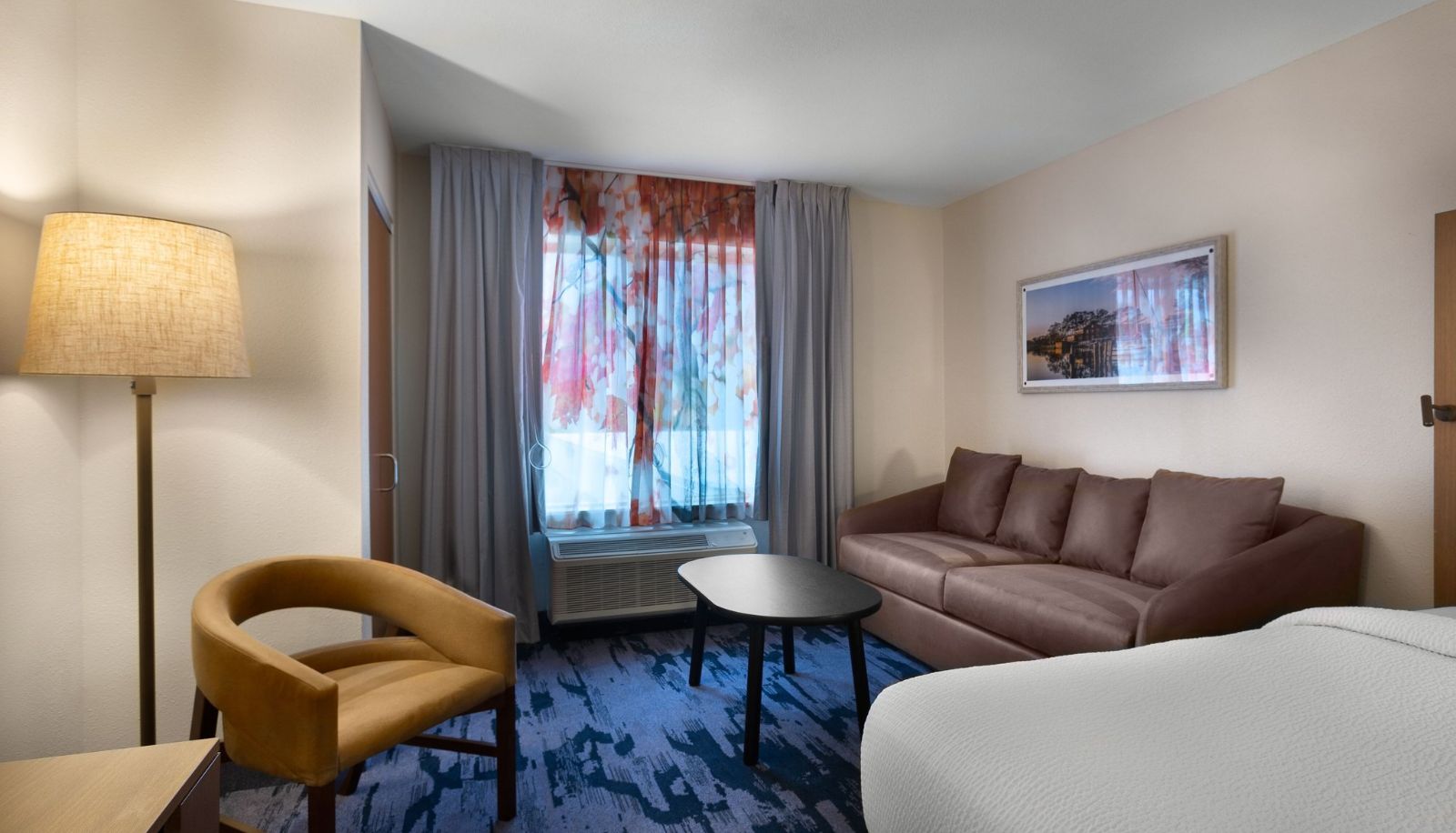 Room - Fairfield Inn and Suites by Marriott Elizabeth City