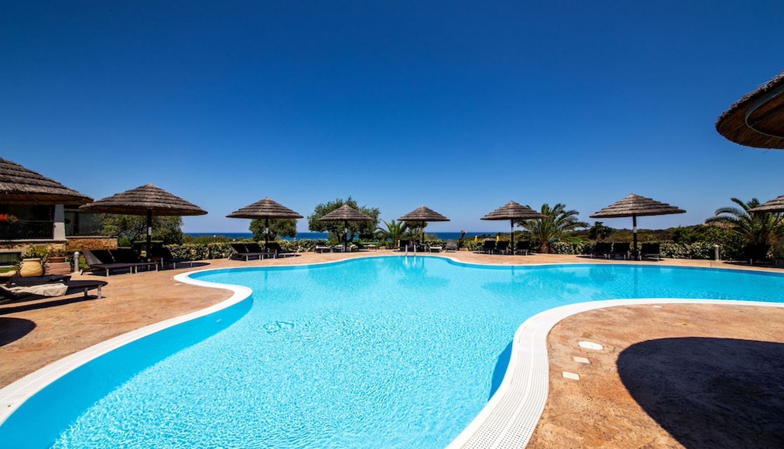 Pool - Hotel Costa Caddu