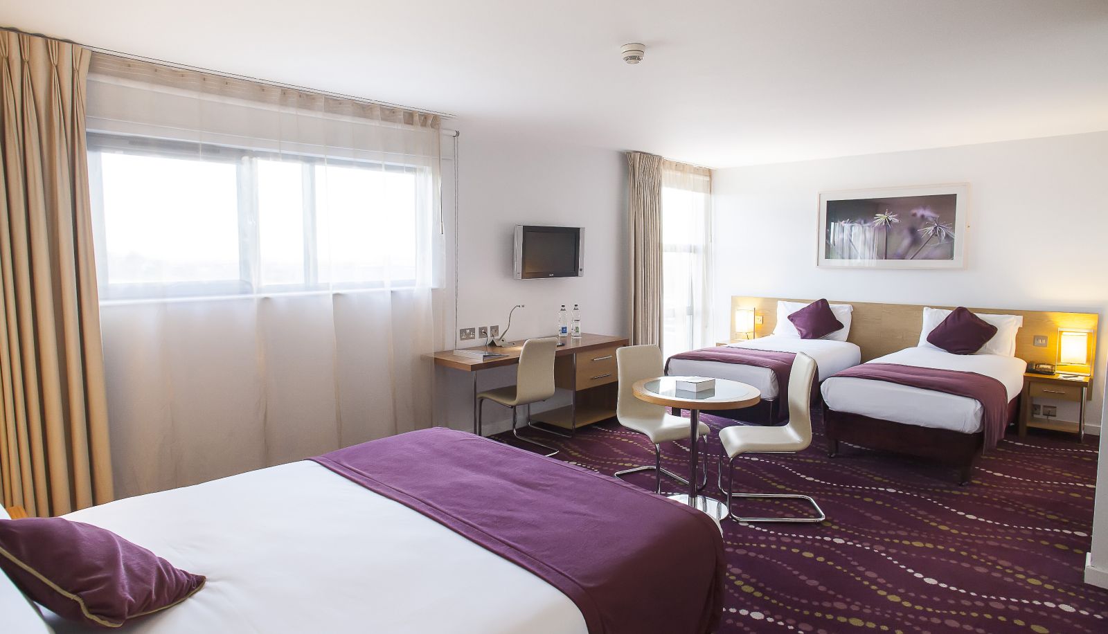 Room - Louis Fitzgerald Hotel