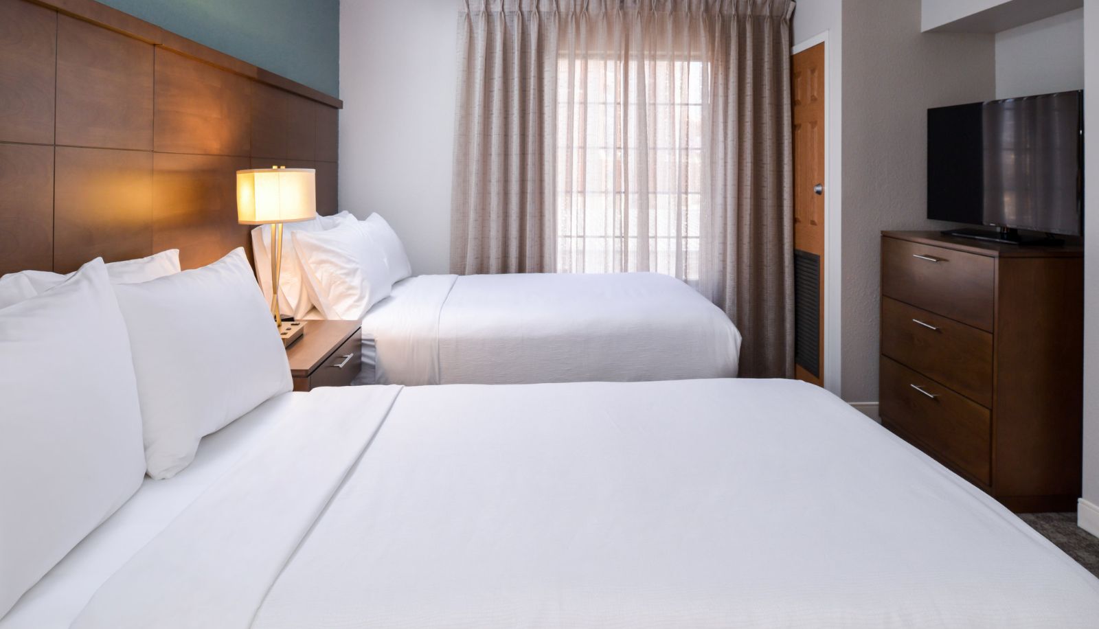 Room - Staybridge Suites INDIANAPOLIS DOWNTOWN-CONV CTR by IHG