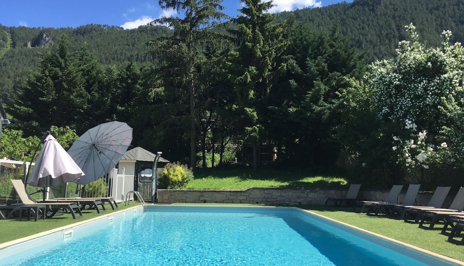 Basen - Brit Hotel Deltour Confort Mende