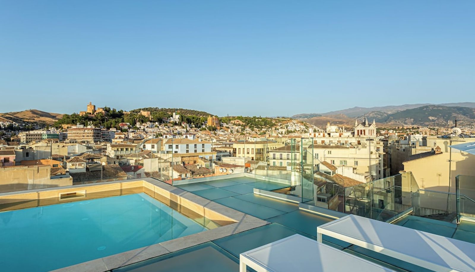Basen - Granada Room Mate Leo Design Hotel