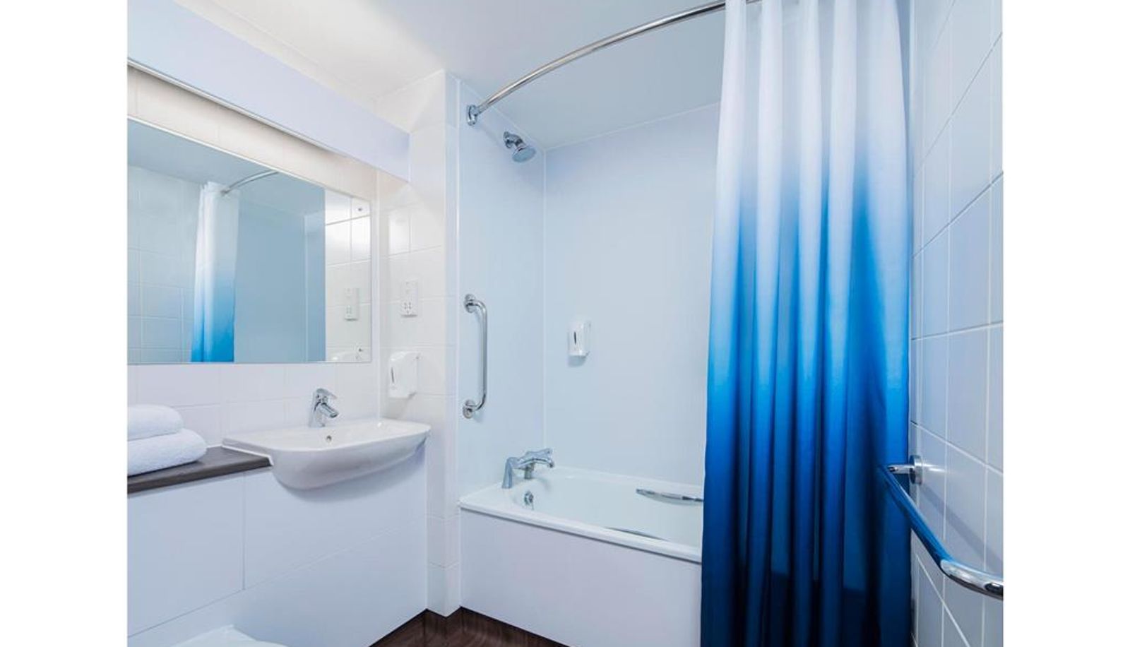 Zimmer - TRAVELODGE LONDON ILFORD