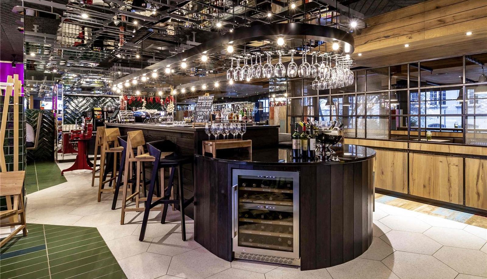 Bar - ibis Styles Warszawa Centrum