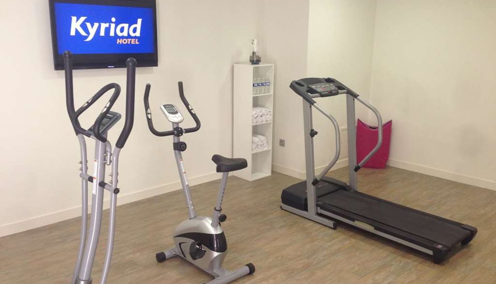 Wellness- und Fitnessbereich - Kyriad Laval