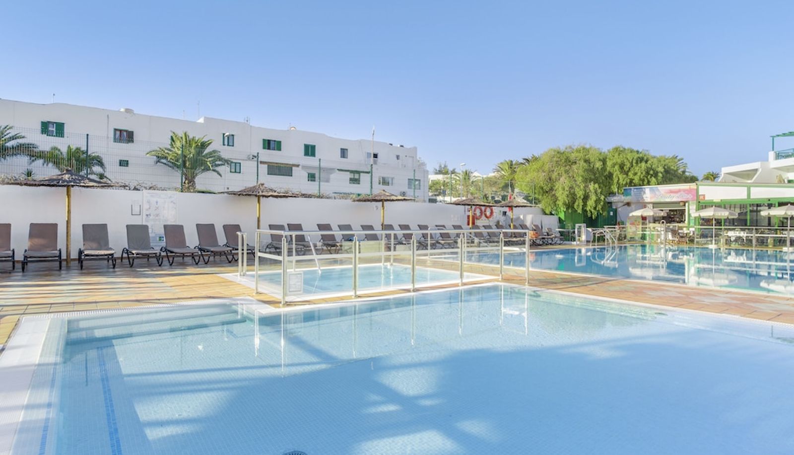 Pool - Club Del Carmen by Diamond Resorts