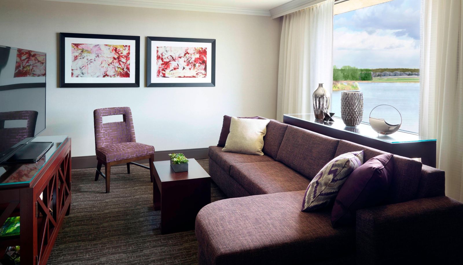 Room - Washington Dulles Airport Marriott