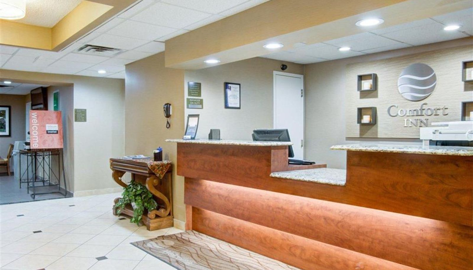 Lobby - Spark by Hilton Muskogee