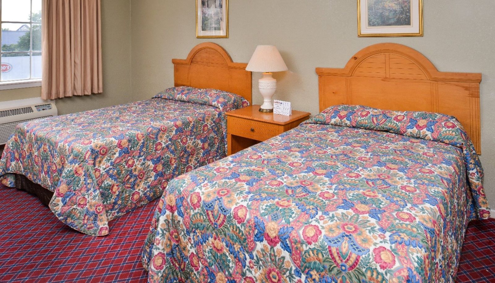 Room - Red Carpet Inn Hornwood Dr