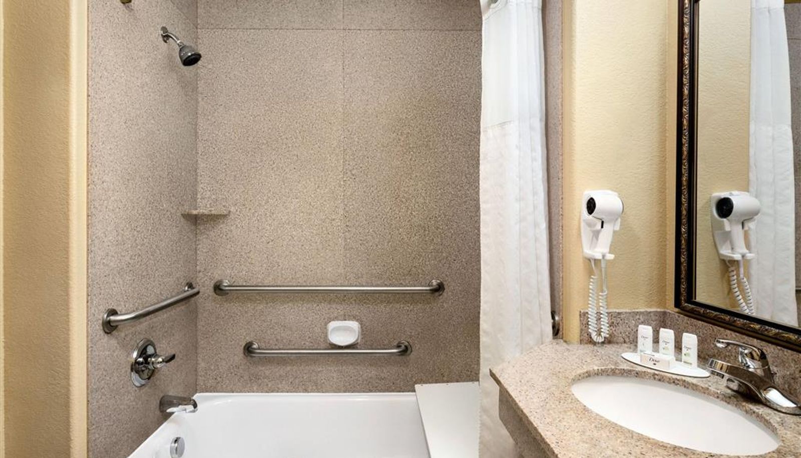 Zimmer - Baymont by Wyndham Wichita Falls