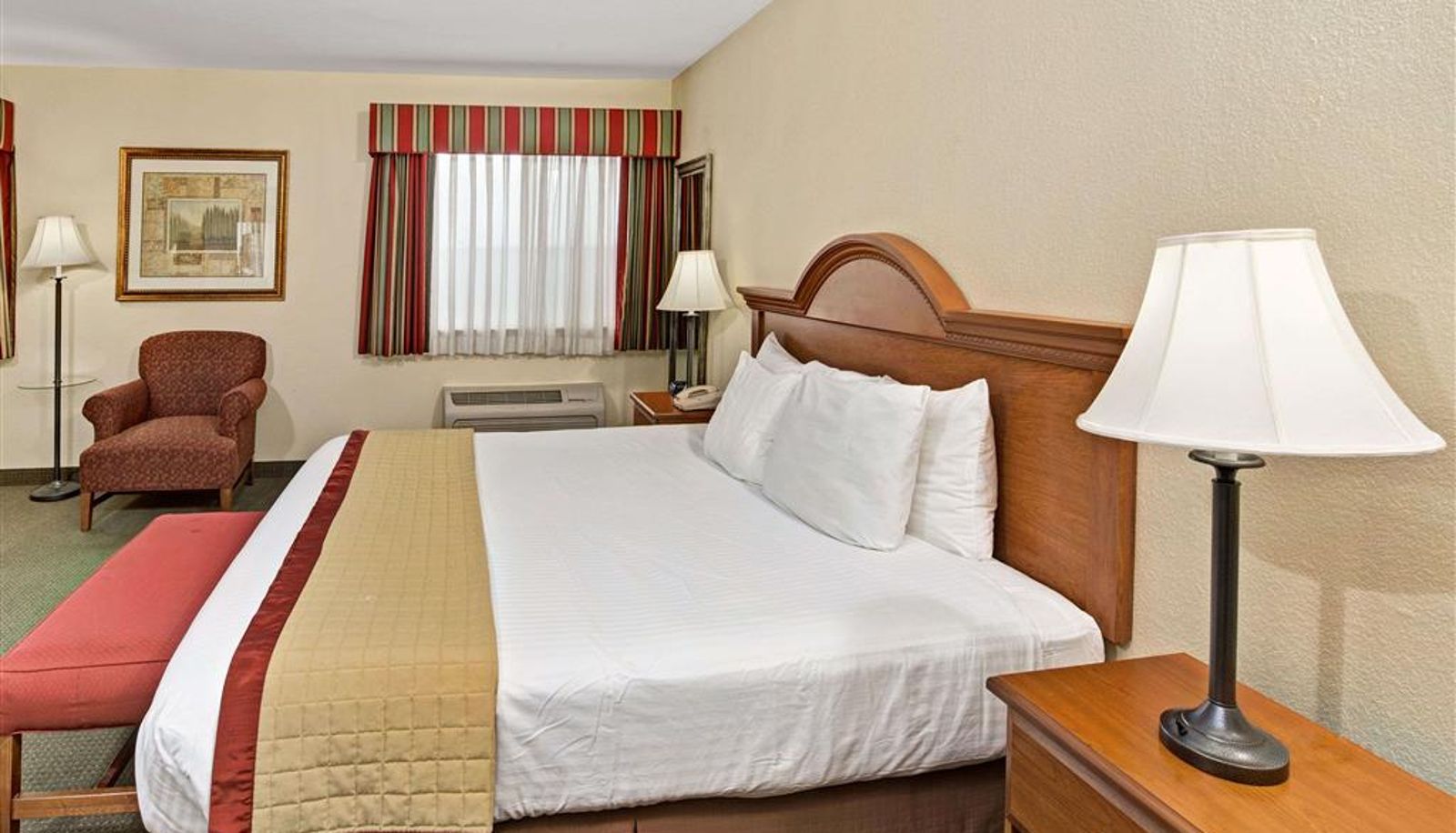 Room - Baymont by Wyndham Indianapolis