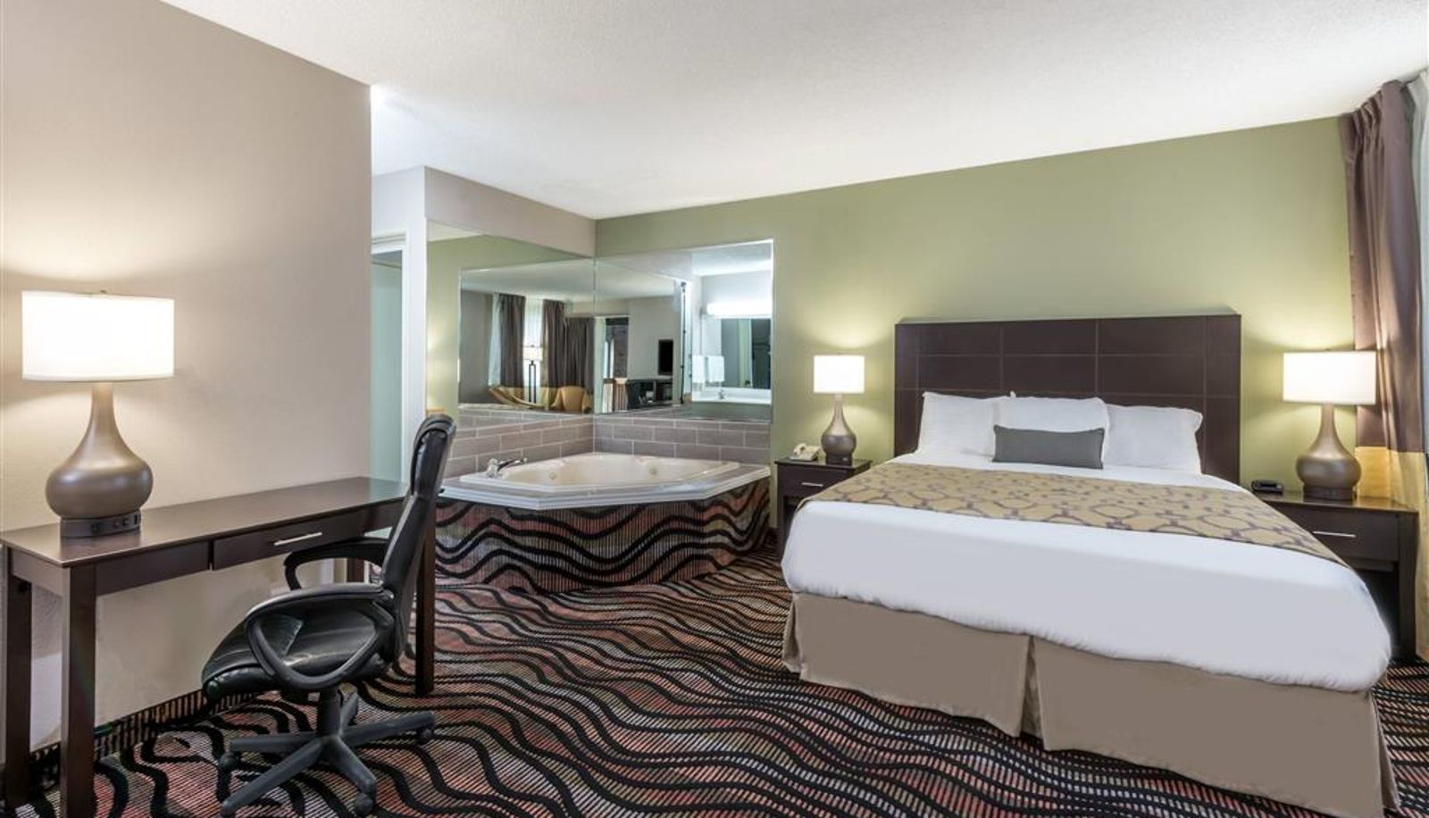 Suite - Baymont by Wyndham Cambridge
