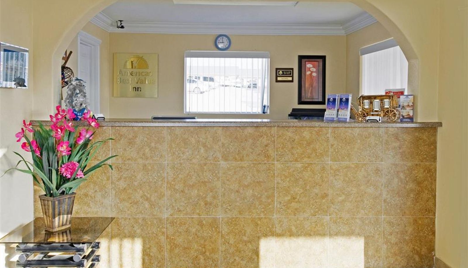 Hall - TX Americas Best Value Inn Gainesville