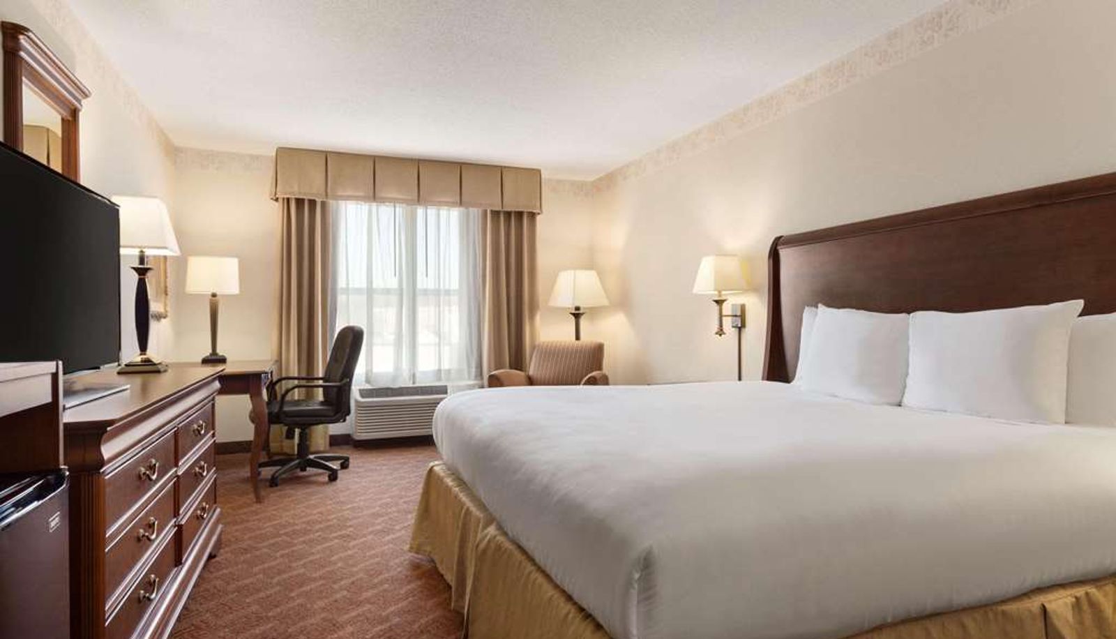 Zimmer - SPARK BY HILTON WOODBRIDGE