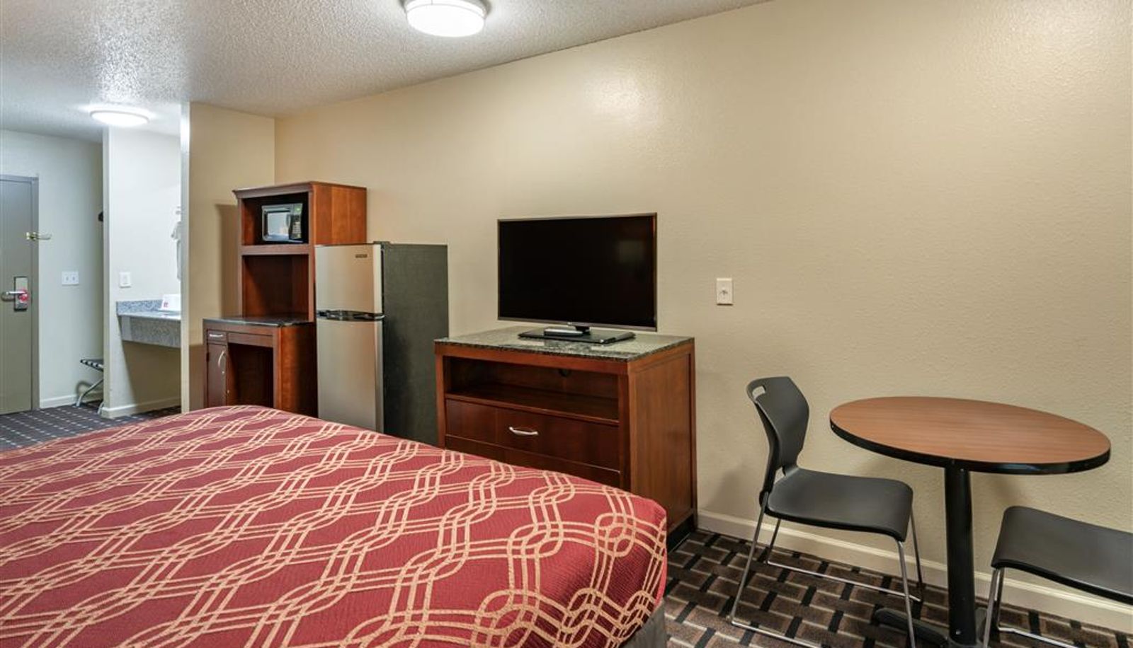 Zimmer - Econo Lodge Inn & Suites Granite City - St. Louis